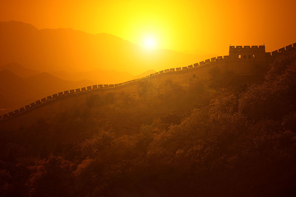  Sunset over The Great Wall, Badaling. 